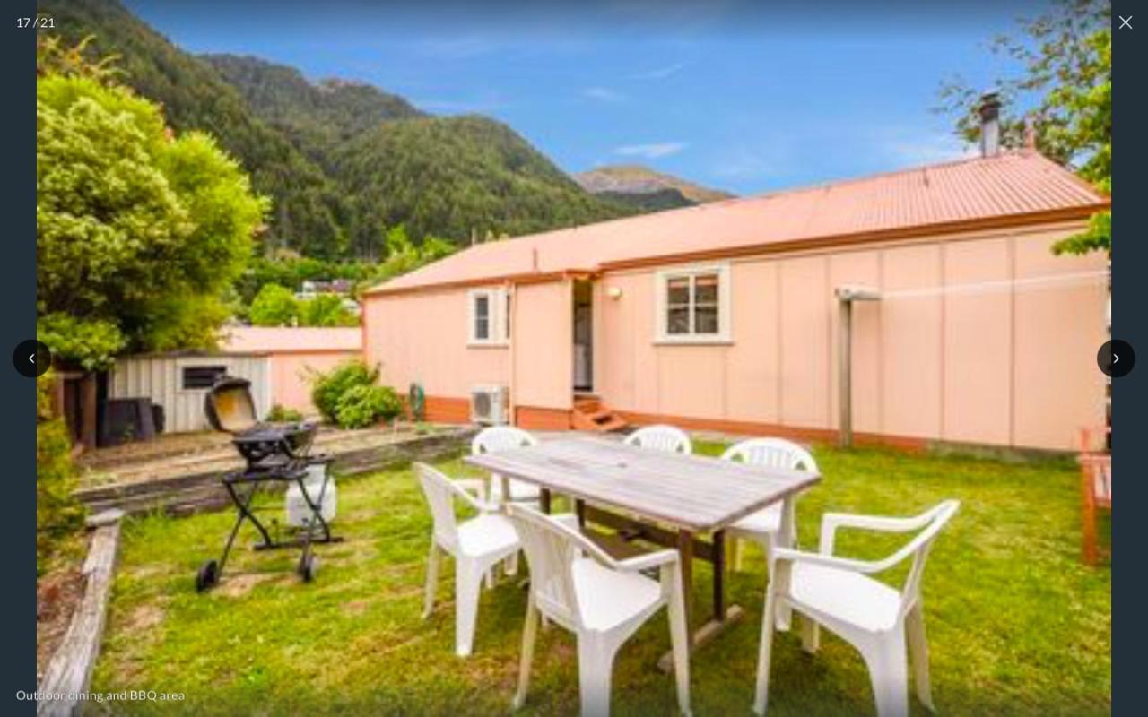 Central Peach - Queenstown Holiday Home Exterior photo